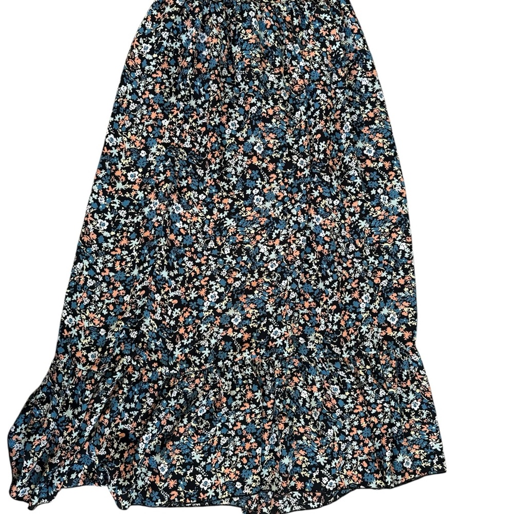 Chic Floral Maxi Skirt - Black and Blue